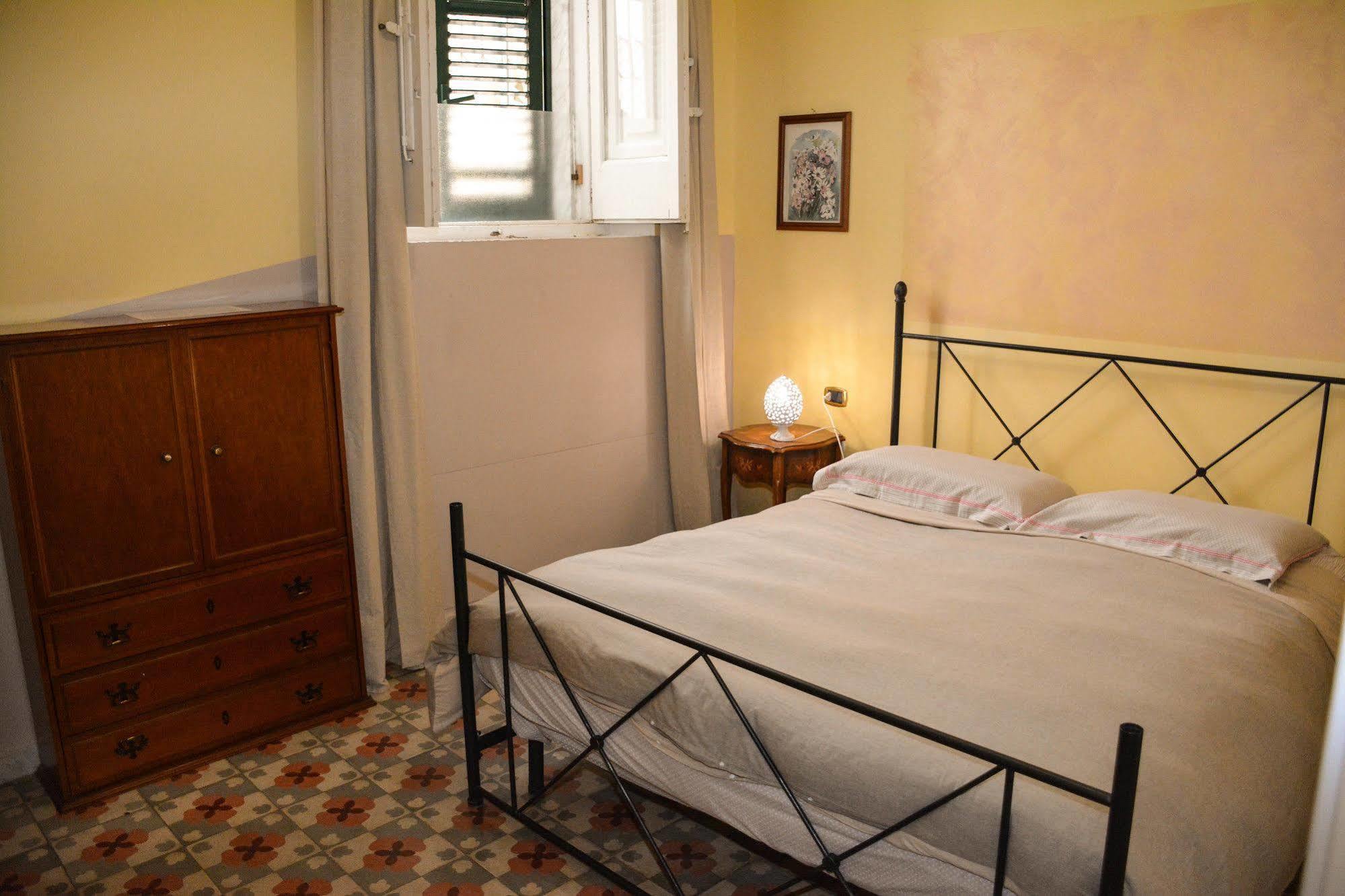 B&B Le Colonne Brindisi Kültér fotó