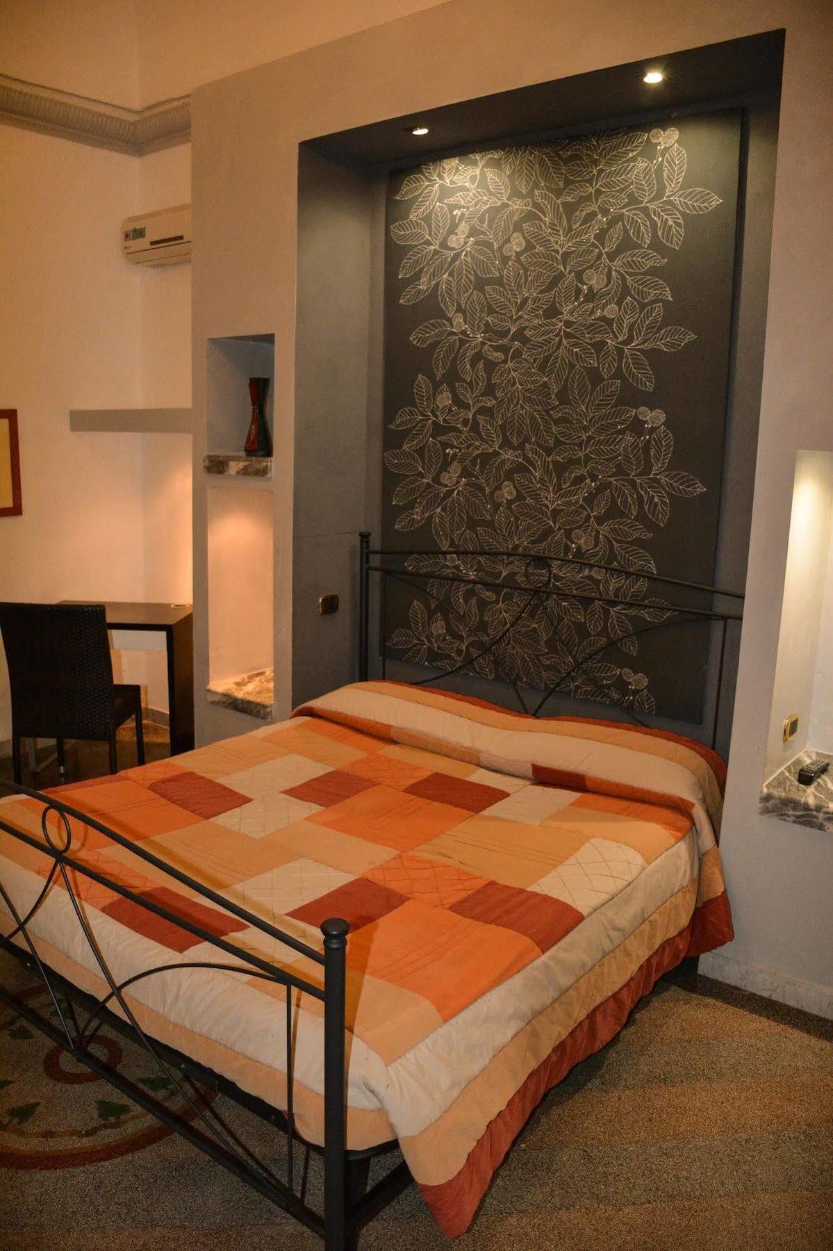 B&B Le Colonne Brindisi Kültér fotó
